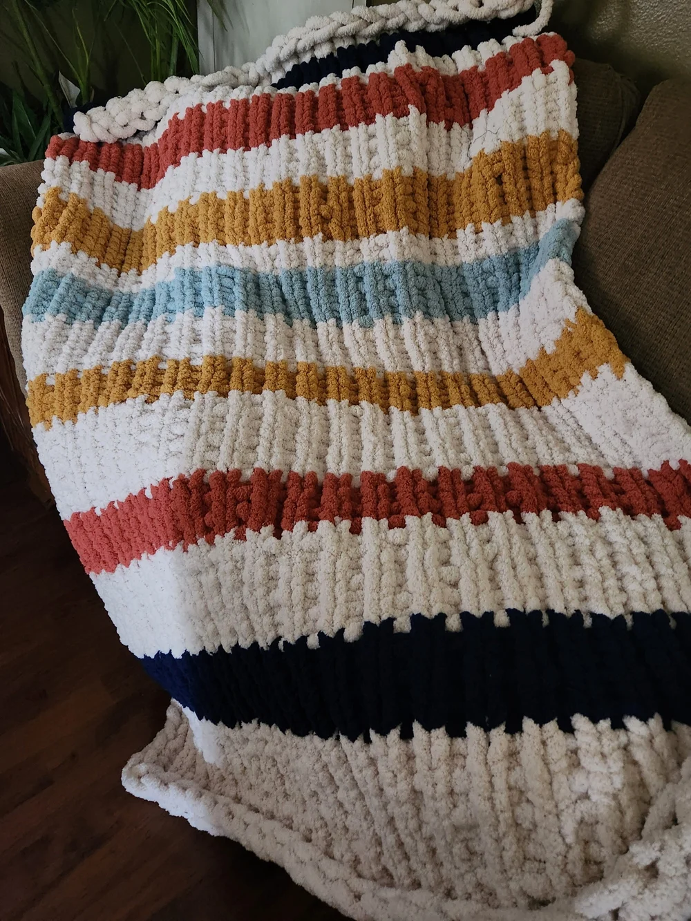 Cozy Chunky Knit Throw Blanket